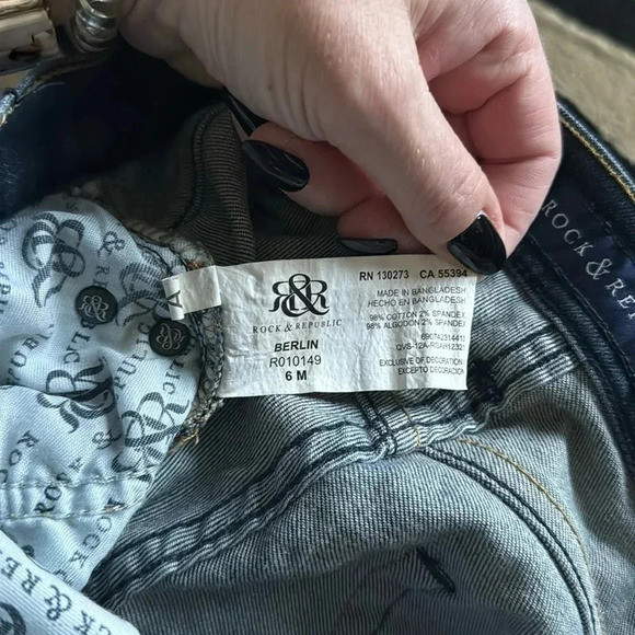 Rock & Republic Jeans - Picture 3 of 4